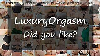 Servante sexy avec manucure rose se masturbe la jeune chatte au travail