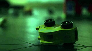 ชายสวาท Dick Chibbles ยัดท้องพี่เลี้ยงเด็กน่ารัก Alina Lopez