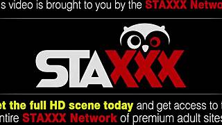 Fant, ne morem verjeti, kako ta ljubka najstnica 18+ rjavolaska me jebe za creampie!