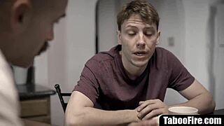 Dakle, ovaj udovac nekako ubedio snajinu devojku da spava s njim.