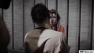 少女入狱与阿德里安娜切奇克、维也纳罗斯和查德怀特狂野三人行