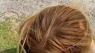 Cara, vídeo da minha namorada loira latina vazou depois de perder o celular na rua!