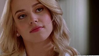 金发辣妹Scarlett和老板肛交！