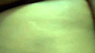 Mies, mä purskahdan valtavan rasvaisen kuorman tyttöystäväni vittuun!