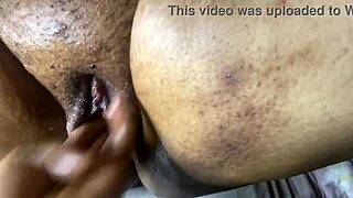 BBW de bunda grande esvazia o pau latejante com expertise