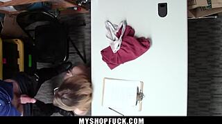 Tiener betrapt op winkeldiefstal van meerdere spullen krijgt harde straf in garage door myshopfuck