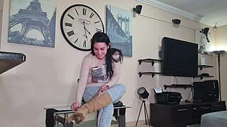 Temuduga casting bertukar menjadi sesi minum air kencing liar dengan remaja 18+