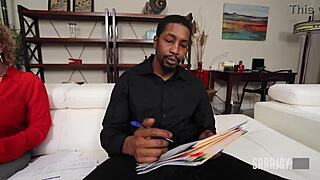 Уау, Сара Джей, едра MILF, язди дебелия кур на Исая Максуел здраво! 🔥 нереално!