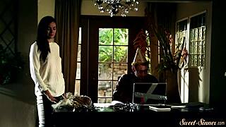 Копнея за прекрасна мачка, ебана здраво и изпълнена от заварен брат!