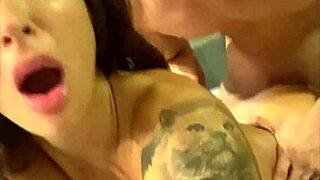 Zvládneš ty největší kurce drtit mou mokrou kundu?