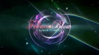 Хеј, колико је глатка ова орална игра плaве девојке?