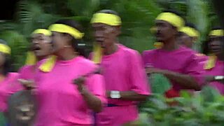 Croc Sexy Bikini Girl