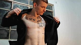 Meu dono me come tão gostoso, dominating every inch of me