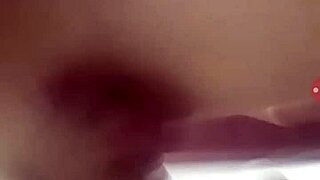 gay đẹp trai show in casual setting