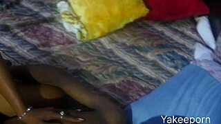 yakee horny pussy fucked by huge cock