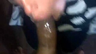 Wow, this rica latina deepthroats and gets cum from the black guy! 😍