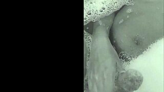 Brazilian amateurs playing in the bathtub