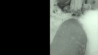 Brazilian amateurs playing in the bathtub