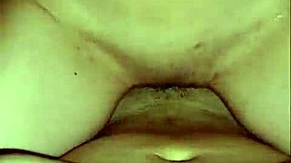 la hermanita de mi mejor amigo monta con una profesional y come semen 18 recién cumpliditos