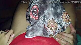 Chica Sexy In Red Body Receives Big Cock In Homemade Video