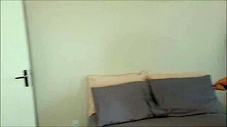 kellenzinha breaking into vitorias pink ass in homemade bent over action