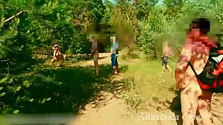 omg, i met the delivery guy naked and he stayed to stare at my big ass! 😳