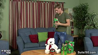 gorgeous gay ryan raz masturbating his monster cock with a fleshlight