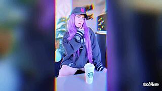 I asked the big booty girl to fill her pussy with cum, but she gaped it instead