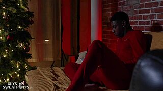 Christmas Creampie With Muscular Bodybuilder And Monster Cock