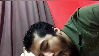 Un Beso Blanco: Exploring A White Kiss In This Gay Narrative With Emotional Depth