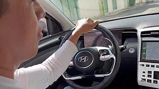 Le pagamos a un heterosexual para follarse a un homosexual por el culo