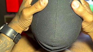 huge 21cm cock fucks the young guy bareback