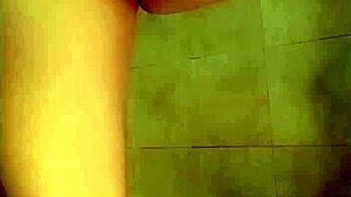 Pakistani Girl's Intense Squirting Fingering Session