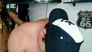 veio de longe para me dar o cu completo no red luketaylorxo