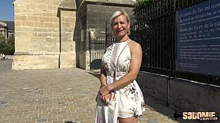 Kim MILF Coquine et Pulpeuse SE FAIT BAISER Hard. Blonde European Takes Wild Anal Action.