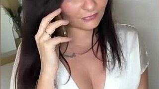 offering my friend to my boyfriend for valentine's, will he fuck us both? that's the plan.