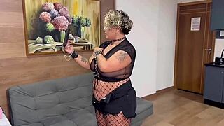 fucking married woman's ass is such a delicia