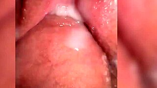 follando that juicy pussy full of cum close up