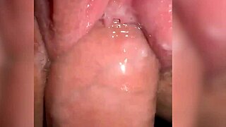 follando that juicy pussy full of cum close up