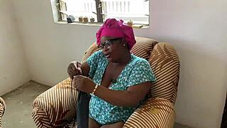 Having a Chat with My Mummy About Satisfying Her in Bed