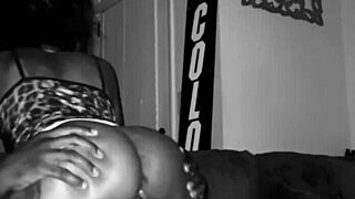 Amateur couple rides monster cock to creamy creampie