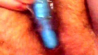 rubbing my pussy again