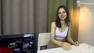 Cum Inside Stepsister's Pussy For Creampie