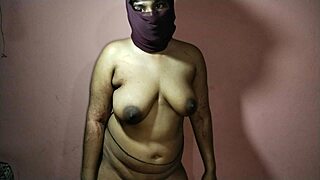 Beautiful girlfriend wanted to suck big dick
