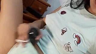 i'm horny watching her masturbate and squirt