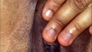 Stripper’s one night stand: homemade porn video with big boobs and black ass