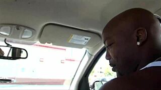 i found kelly leigh on the national interracial cougar hunt and she gave me a sloppy handjob with her monster cock