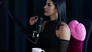 Foi tri campea nas brs deu muito o cu e insegurancas das mulheres val mineirinha swing cast sheer red