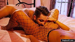 Watch this guy fucking his girlfriend in cosplay!