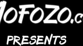 Holy crap! Blonde waitress gets wild in real amateur homemade sex